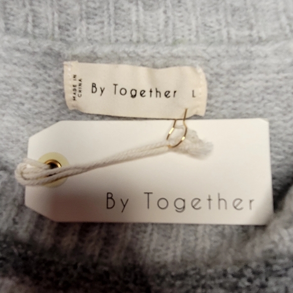 By Together Oversized Gray Exposed Seam Fuzzy Soft Knit Stretch Sweater Boutique - Picture 6 of 6